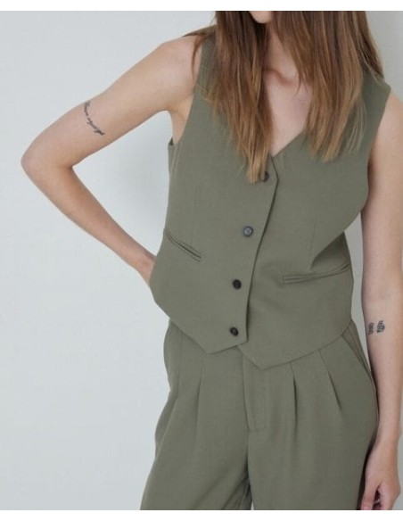 Chaleco Sastre Yerse Botones Verde