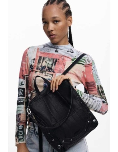 Mochila Desigual con bordado Negro