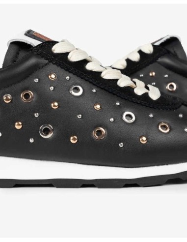 Zapatilla Inara Tachuelas Negro Popa