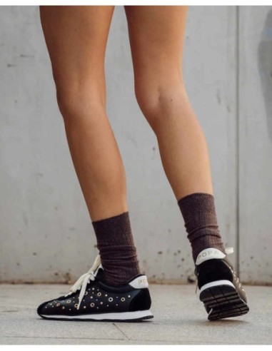 Zapatilla Inara Tachuelas Negro Popa