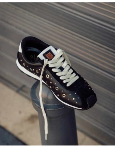 Zapatilla Inara Tachuelas Negro Popa