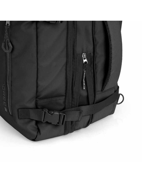 Mochila underseat CANADA negro gabol