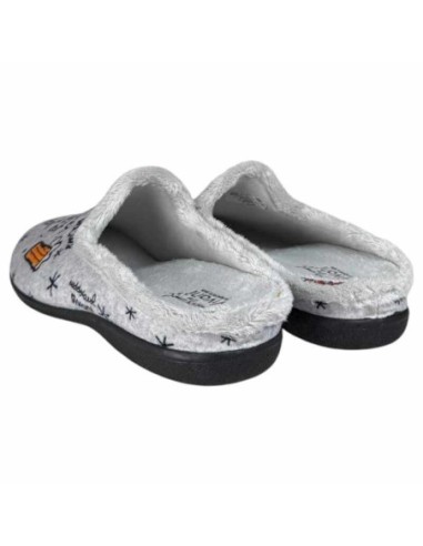 Zapatillas de Casa Vivant "Si tienes estrés bébete tres. Sino hay remedio litro y medio"  Gris