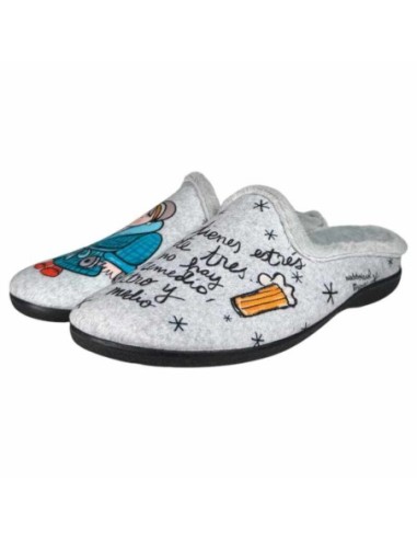 Zapatillas de Casa Vivant "Si tienes estrés bébete tres. Sino hay remedio litro y medio"  Gris