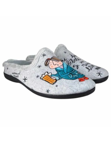 Zapatillas de Casa Vivant "Si tienes estrés bébete tres. Sino hay remedio litro y medio"  Gris
