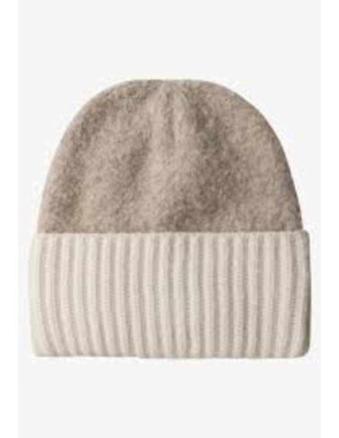Gorro con mezcla de texturas de Street One