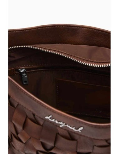 Bolso desigual mediano trenzado