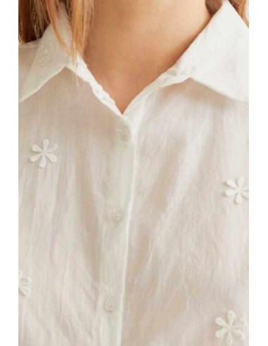 Camisa blanca con bordado floral Compañia fantástica