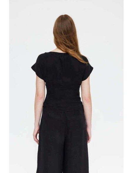 Top negro con escote cruzado Wild Pony