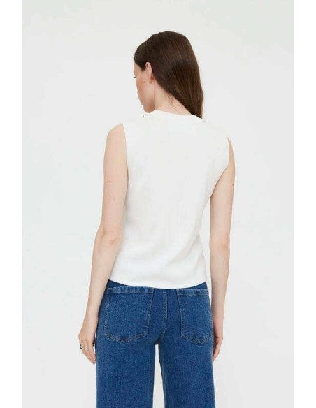 Top punto blanco con cuello joya Wild Pony
