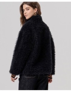 Chaquetón de pelo con cuello alto Negro Surkana 2