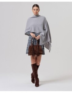 Poncho de punto con flecos Gris claro Surkana 2