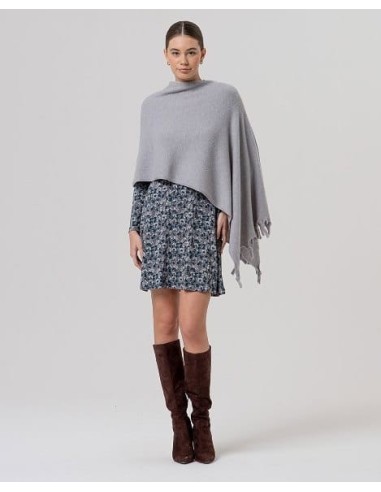 Poncho de punto con flecos Gris claro Surkana