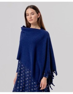 Poncho de punto con flecos Marino Surkana 2