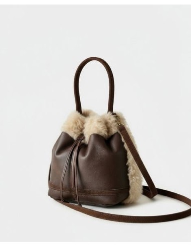 Bolso cubo con pelo Marrón Surkana